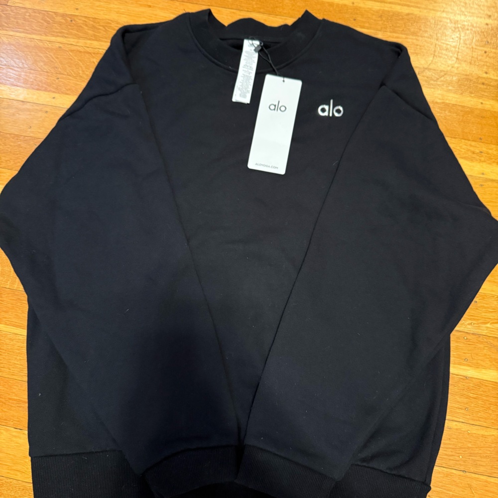 ALO Yoga Black Crewneck